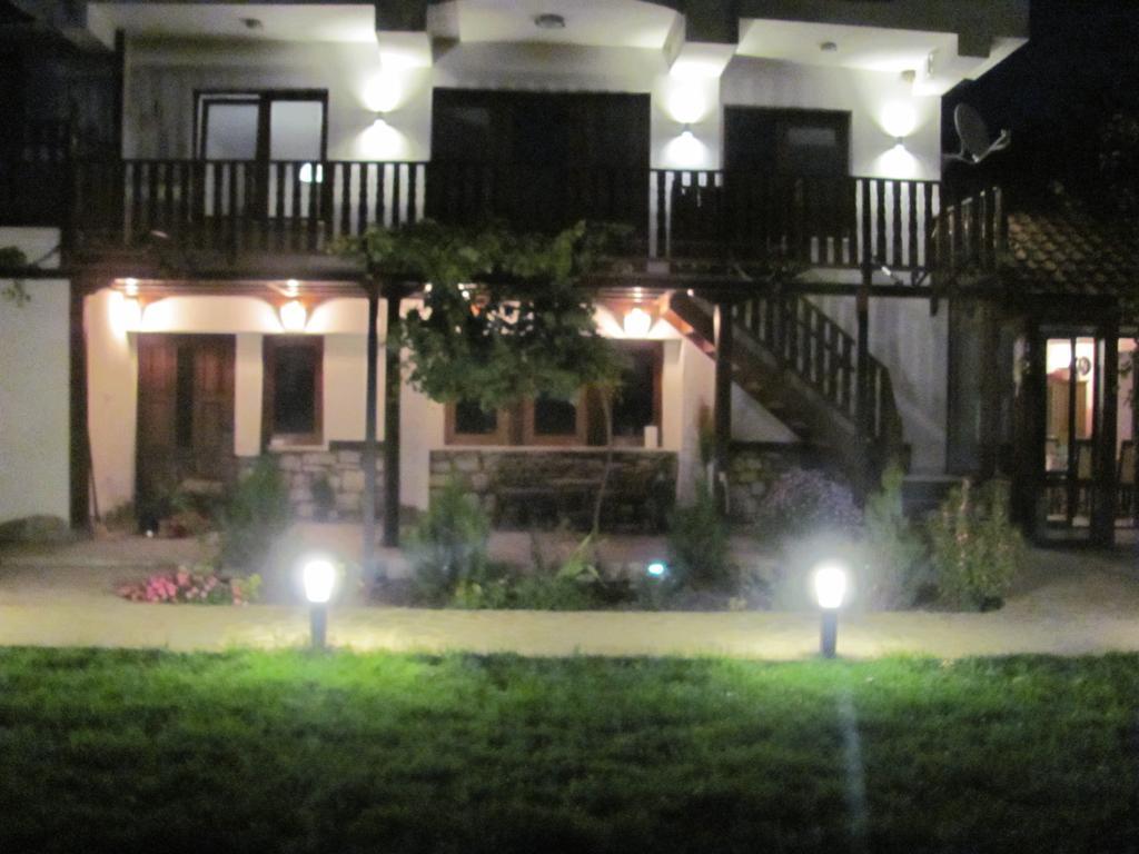 Guest House Villa Elma Nevsha 外观 照片